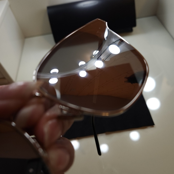 YSL - Sunglasses - Picture 11 of 14